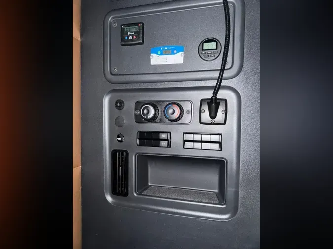 2022 FREIGHTLINER Cascadia 126ae9fcd10b1f86d25bbef8fd8efff574c