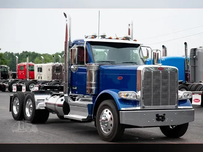 2025 PETERBILT 589