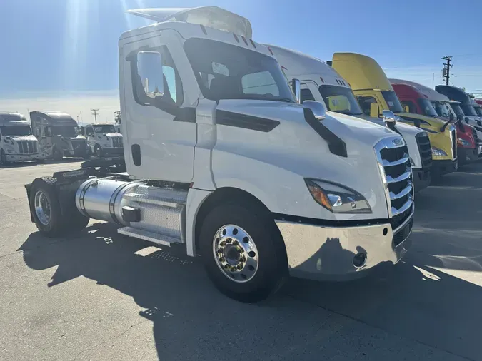 2023 Freightliner Cascadiaaea39b5de17674af63b89d823df9d55b