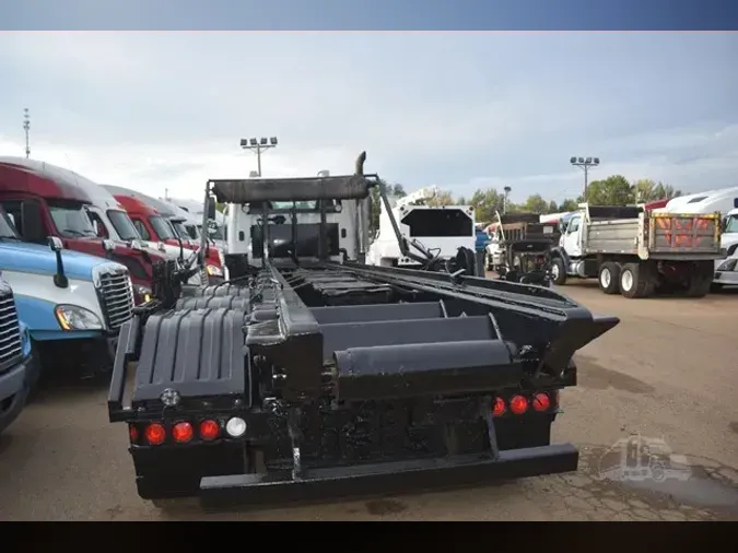 2007 FREIGHTLINER BUSINESS CLASS M2 112