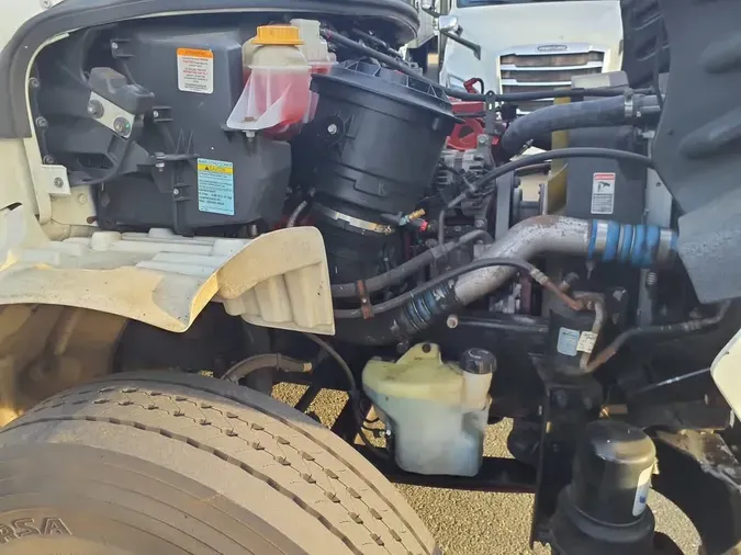 2020 FREIGHTLINER/MERCEDES M2 106