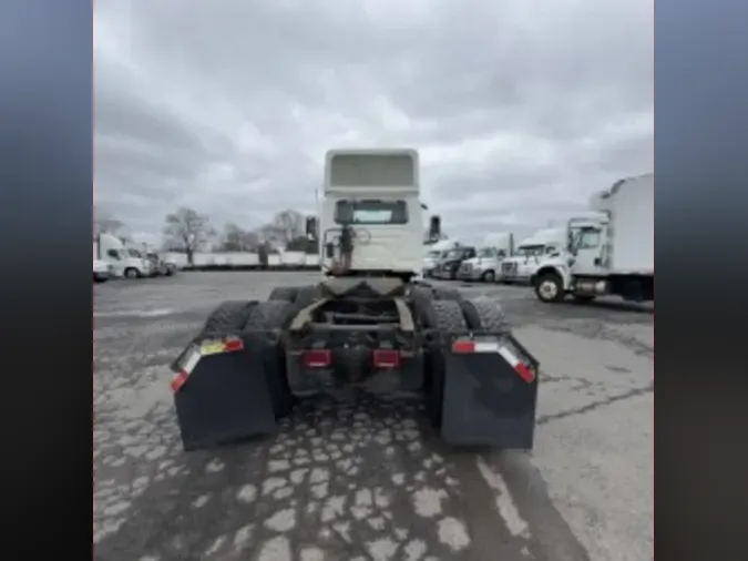 2021 NAVISTAR INTERNATIONAL LT625 DAYCAB T/A