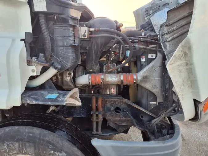 2018 FREIGHTLINER/MERCEDES CASCADIA 113