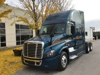 2017 FREIGHTLINER CASCADIA EVOLUTION