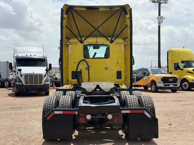 2023 Peterbilt 579