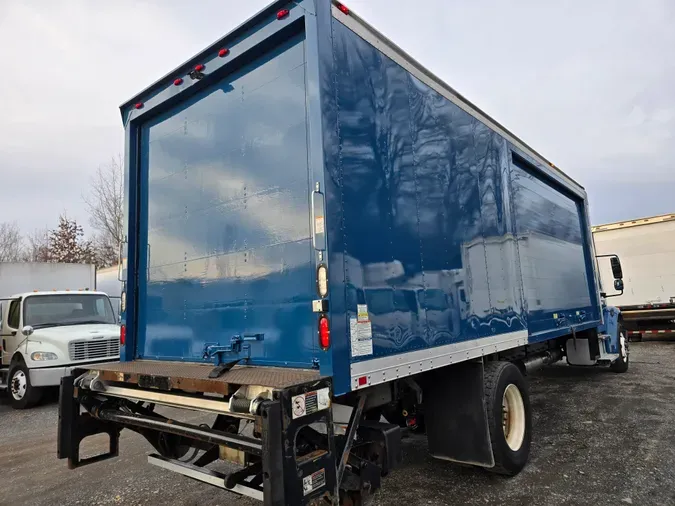 2016 FREIGHTLINER/MERCEDES M2 106