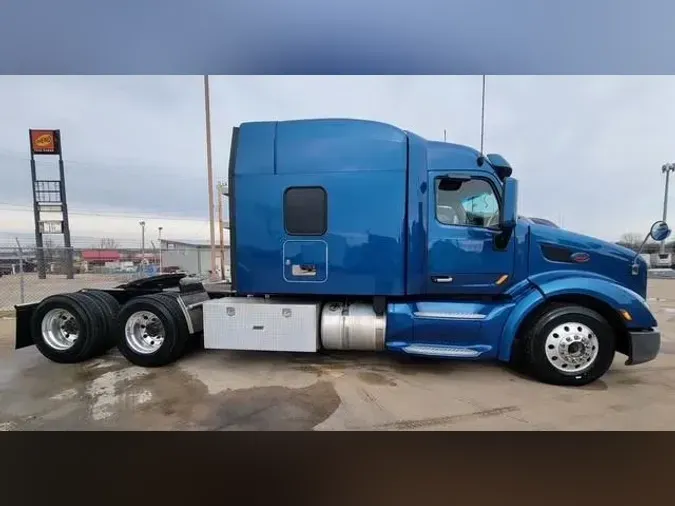 2022 Peterbilt 579