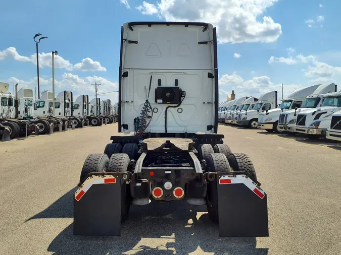 2019 FREIGHTLINER/MERCEDES CASCADIA 125