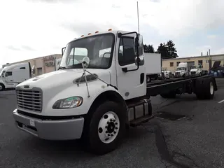 2014 FREIGHTLINER M2 106