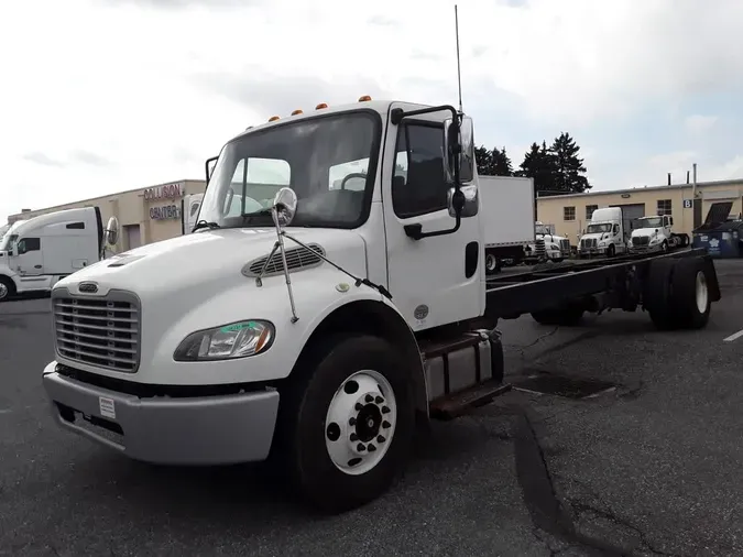 2014 FREIGHTLINER M2 106aeb7ebe76d9148531887453b88eb589c
