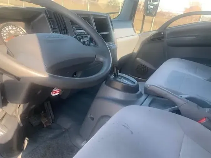 2018 Isuzu NPRaebcf729d68df3ef81289bac979a8eb5