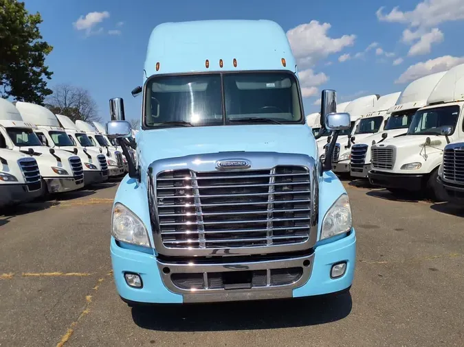2018 FREIGHTLINER CASCADIA 125