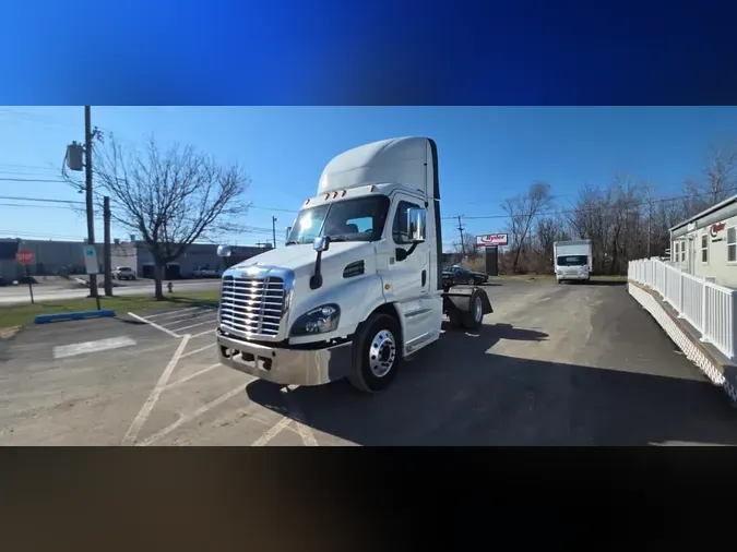 2019 FREIGHTLINER/MERCEDES CASCADIA 113aebe343aca3b0e4b0a3a186704118c2a
