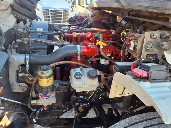 2016 FREIGHTLINER/MERCEDES M2 106