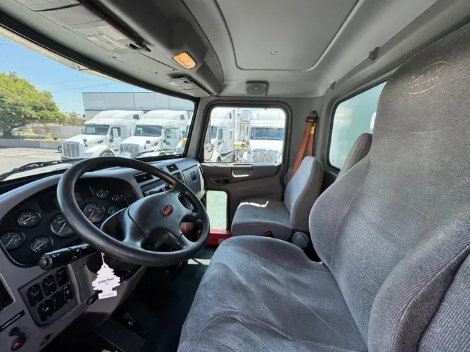 2020 Peterbilt 337aec76225184380af44fe2adff3ce7cc7