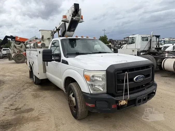 2011 VERSALIFT TEL29NE