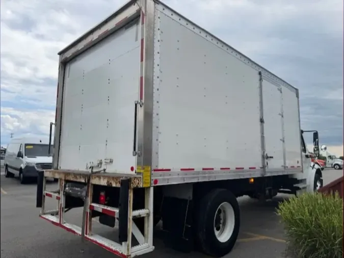 2019 FREIGHTLINER M2 106