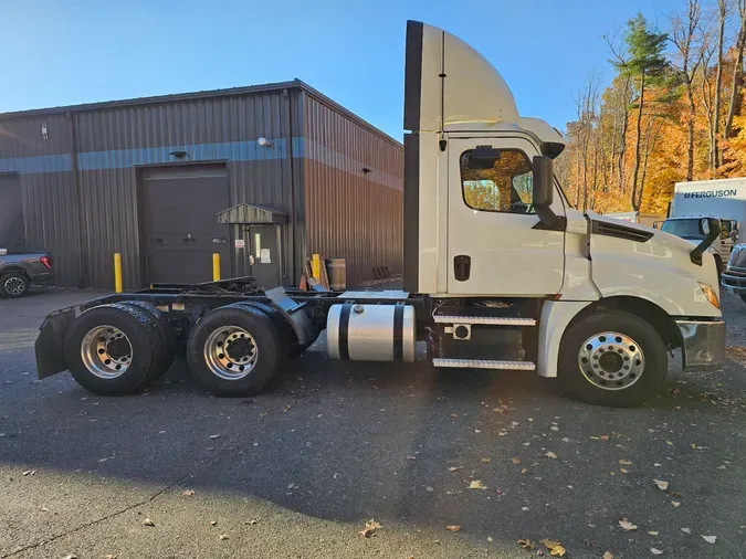 2019 FREIGHTLINER/MERCEDES NEW CASCADIA PX12664