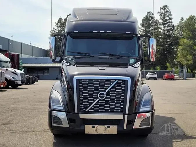 2024 VOLVO VNL64T860