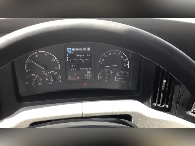2021 Freightliner Cascadia 126