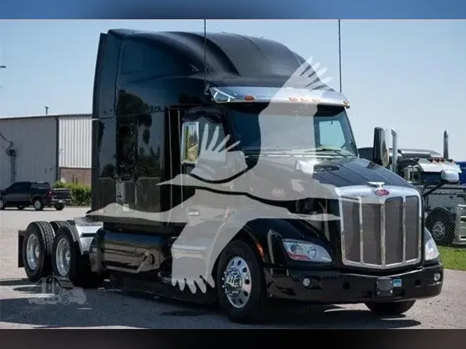 2022 PETERBILT 579