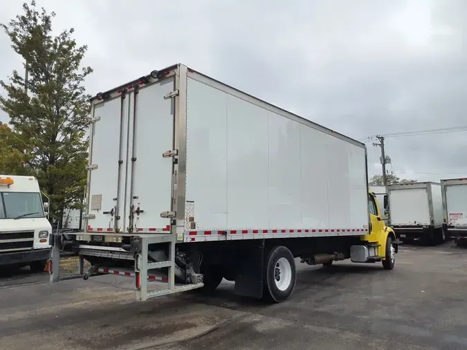 2016 FREIGHTLINER/MERCEDES M2 106