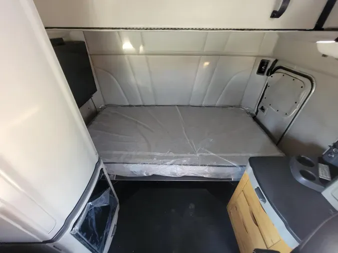 2020 Peterbilt 579