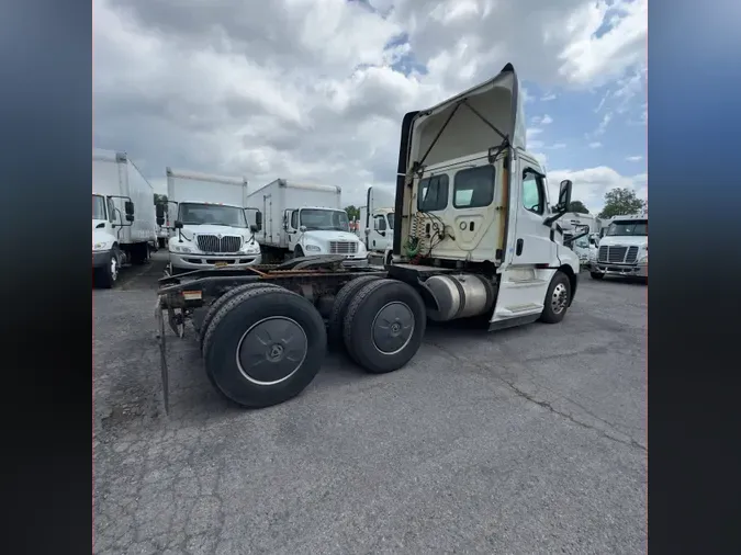 2021 FREIGHTLINER NEW CASCADIA PX12664