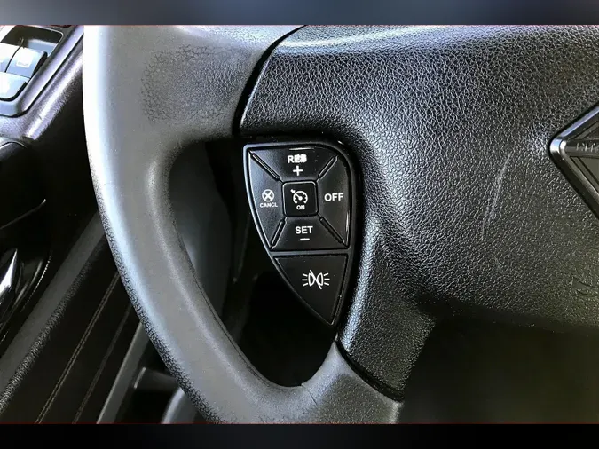 2022 INT LT625 6x4