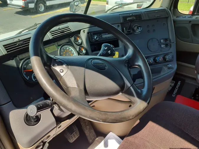 2016 FREIGHTLINER/MERCEDES CASCADIA 125