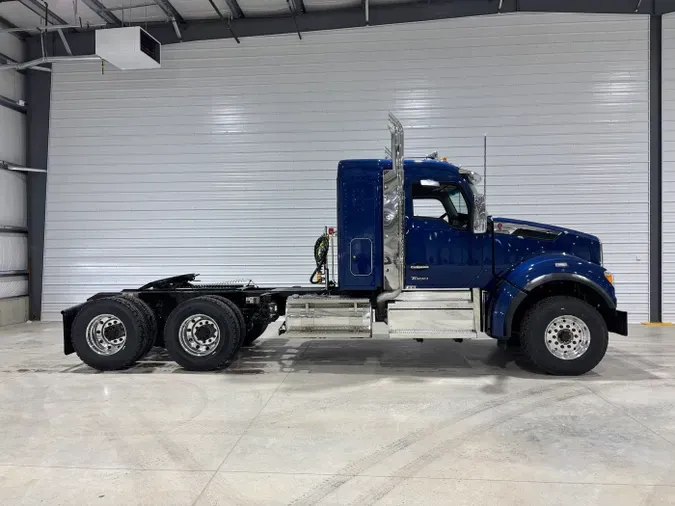 2026 Kenworth T880S