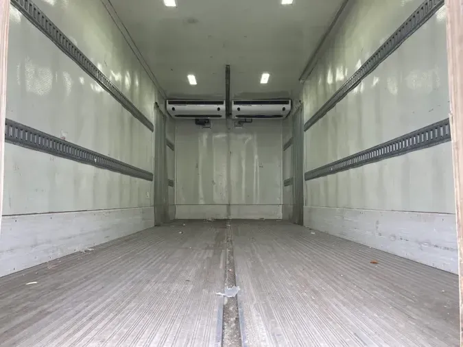 2021 FREIGHTLINER/MERCEDES M2 106aee58f41c46c8211981b5a4a5cb378af