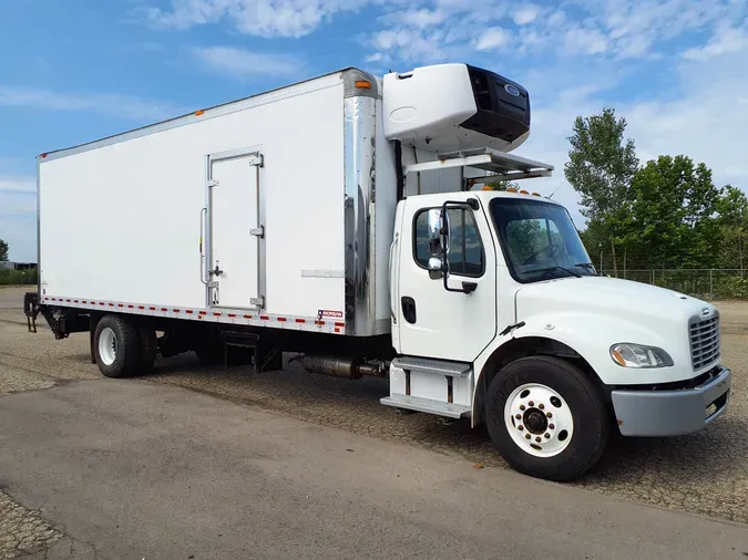 2017 FREIGHTLINER/MERCEDES M2 106