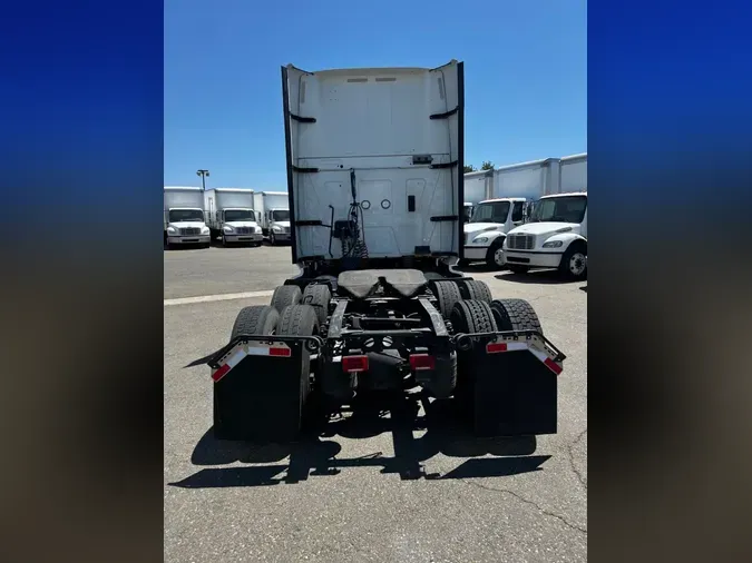 2020 NAVISTAR INTERNATIONAL LT625 SLPR CAB