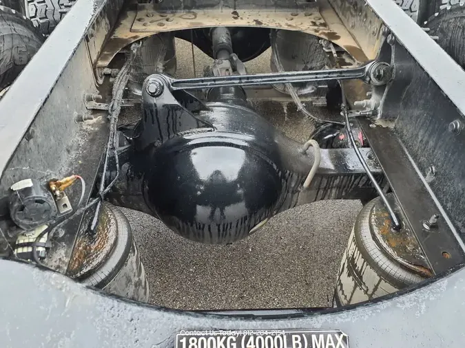 2020 VOLVO VNL64T-300