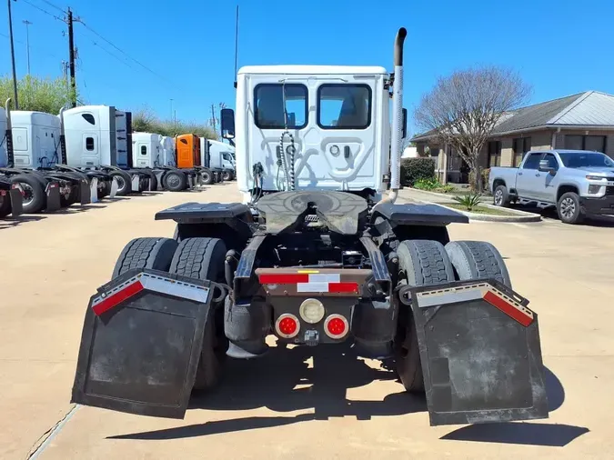 2018 FREIGHTLINER/MERCEDES CASCADIA 113