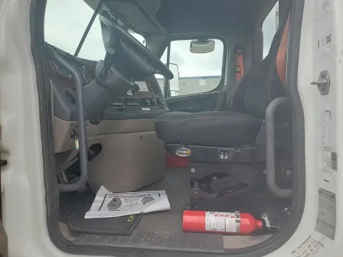 2016 FREIGHTLINER CASCADIA