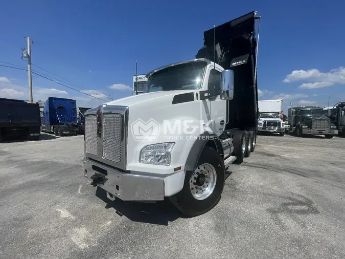 2023 KENWORTH T880