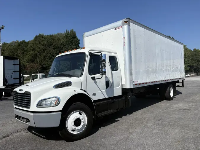 2021 Freightliner Business Class M2 106