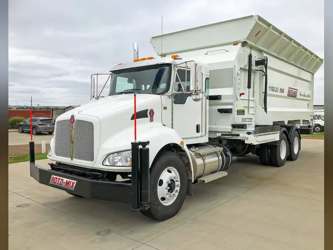 2021 KENWORTH T370