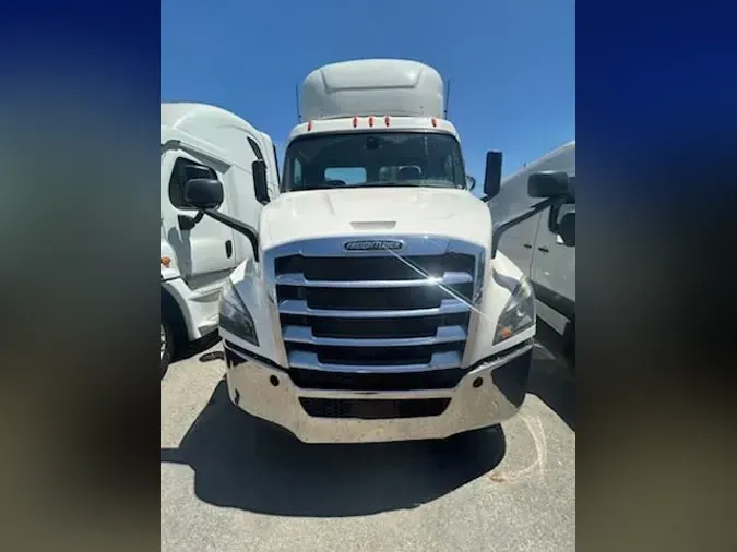 2019 FREIGHTLINER/MERCEDES NEW CASCADIA 116