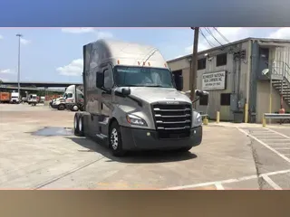 2024 Freightliner Cascadia