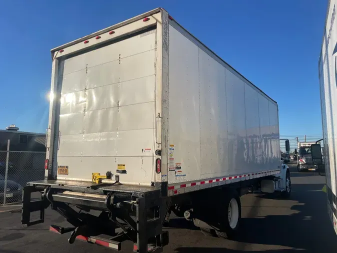 2018 FREIGHTLINER/MERCEDES M2 106