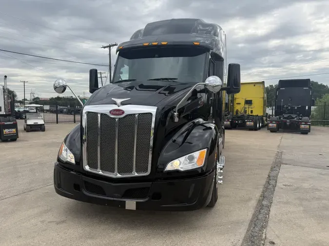 2022 Peterbilt 579
