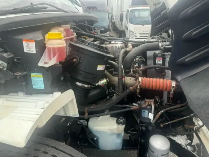 2020 FREIGHTLINER/MERCEDES M2 106