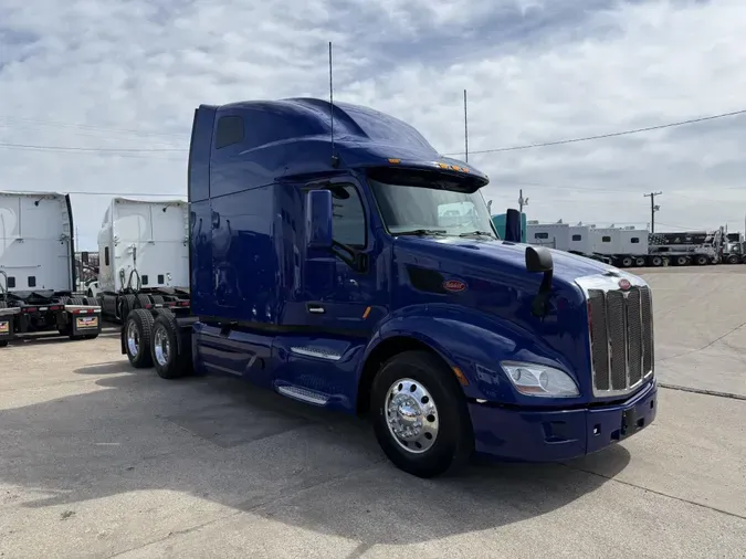 2022 Peterbilt 579