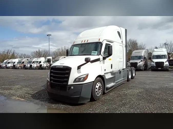 2022 Freightliner Cascadia 126