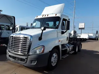 2016 FREIGHTLINER/MERCEDES CASCADIA 125