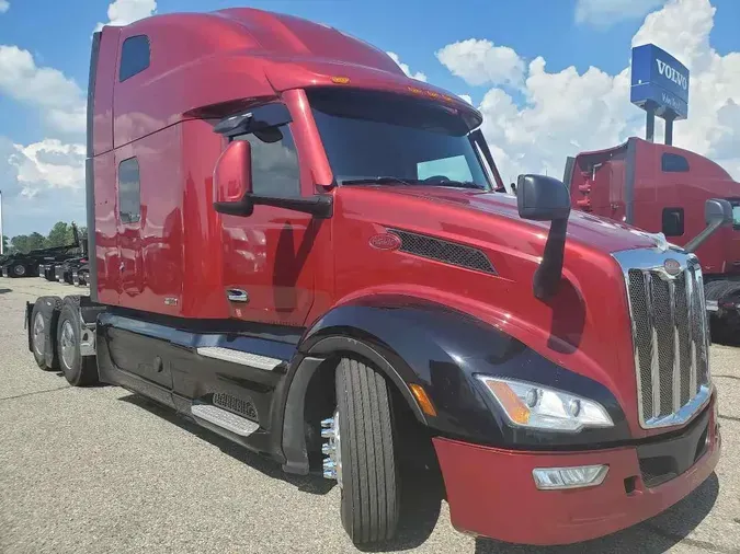 2023 PETERBILT 579