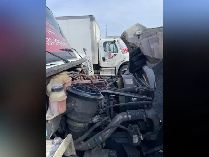2019 FREIGHTLINER/MERCEDES M2 106af2093886022eac07387686cf78f7aef